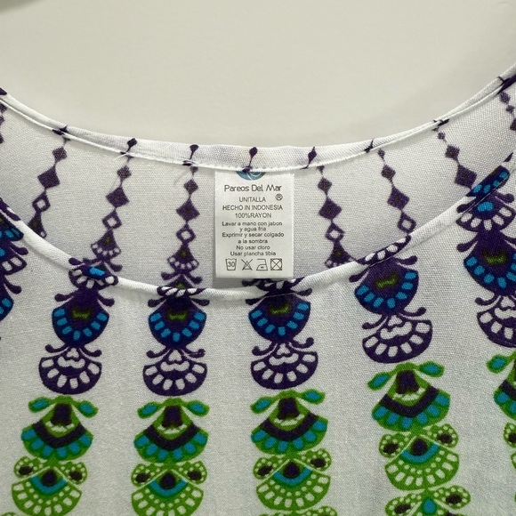 Colorful Patterned Tunic Top - Picture 4 of 6